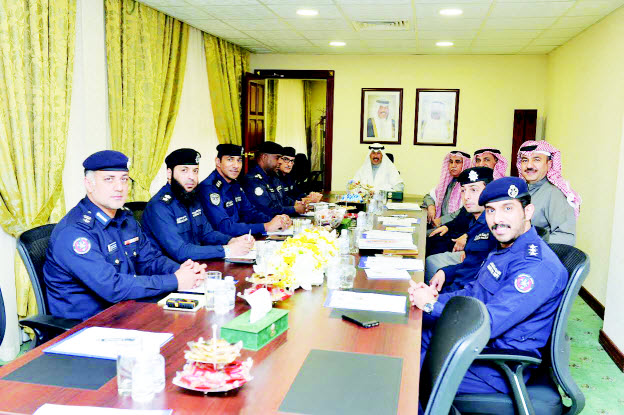 محافظ «الأحمدي» يتابع استعدادات اللجنة الأمنية لاحتفالات المحافظة بالأعياد الوطنية 2017 